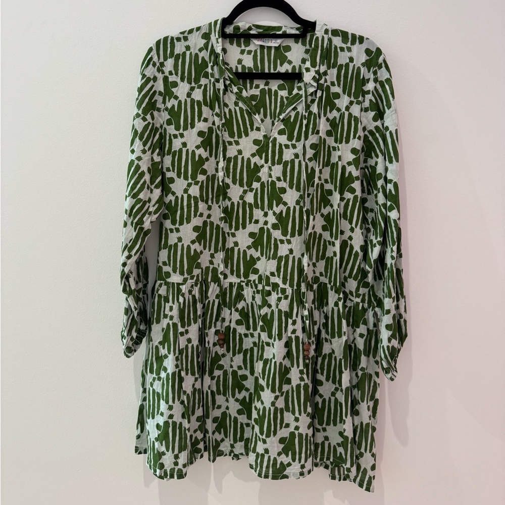 Green and White Graphic Tunic with Mandarin Collar